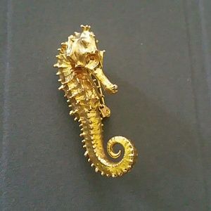 Authentic Seahorse Goldplated Pendant/Brooch